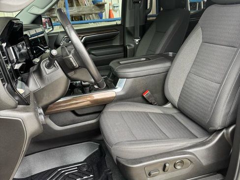 Used 2022 Chevrolet Silverado 1500 RST w/ Z71 Off-Road Package image 16