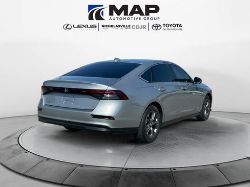 Used 2023 Honda Accord EX image 5