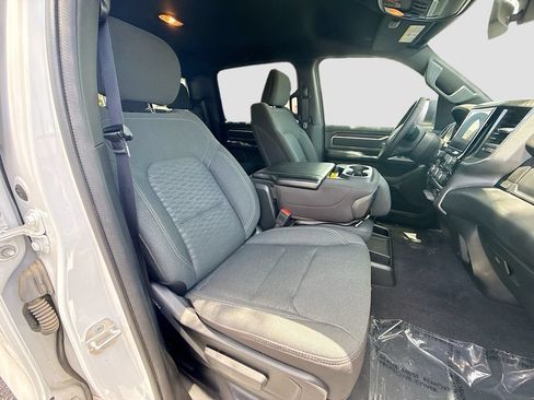 Used 2025 RAM 1500 Big Horn AWD/4WD image 28