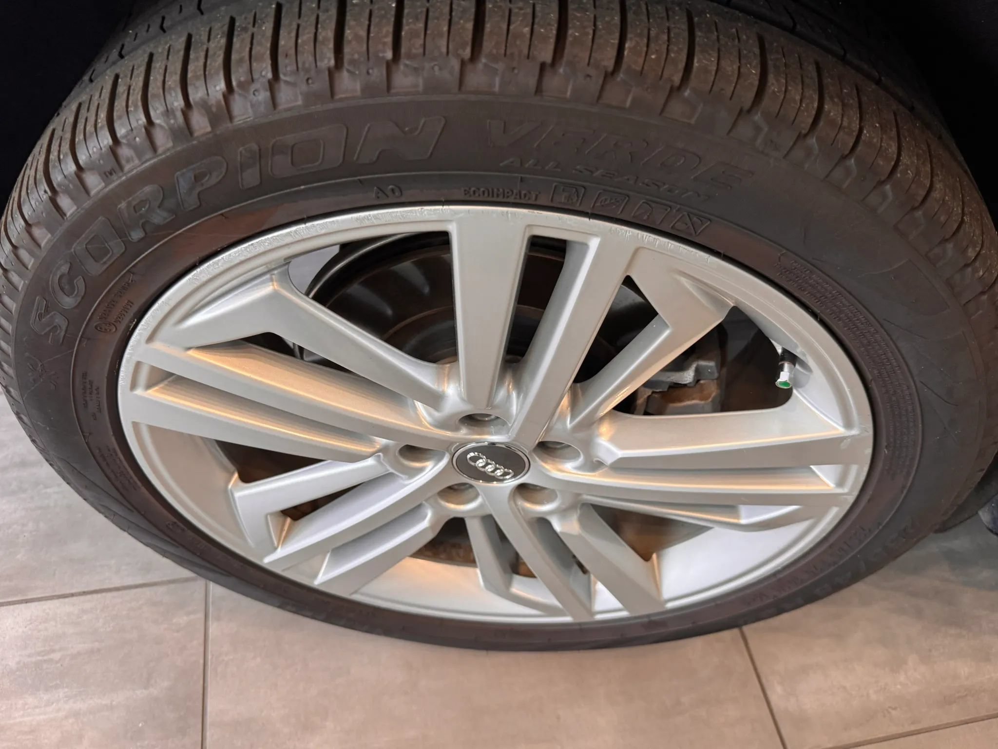 Used 2019 Audi Q5 2.0T Premium Plus AWD/4WD image 17