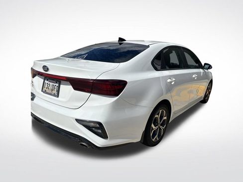 Used 2019 Kia Forte LXS FWD image 9