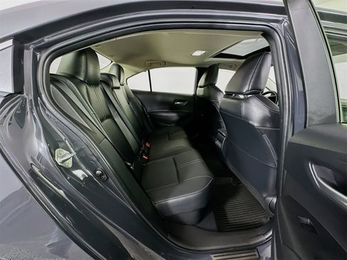 Certified 2025 Toyota Corolla XLE image 27