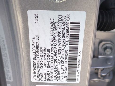 Certified 2024 Honda Accord EX image 28