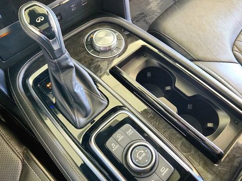 Used 2024 INFINITI QX80 Sensory w/ Cargo Package AWD/4WD image 20