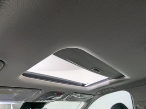 New 2025 Kia Telluride S image 29