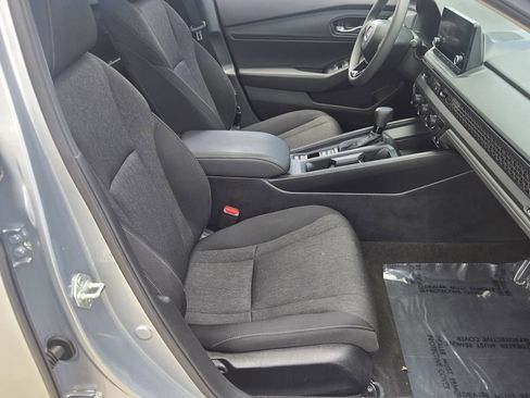 Used 2024 Honda Accord EX image 16