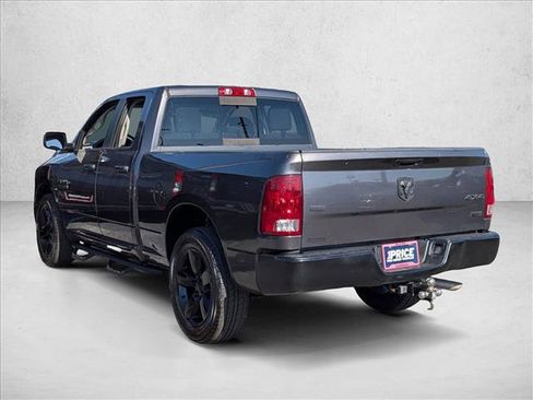Used 2017 RAM 1500 Classic SLT image 7