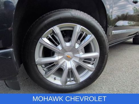 Used 2024 Chevrolet Silverado 1500 High Country w/ Technology Package AWD/4WD image 8