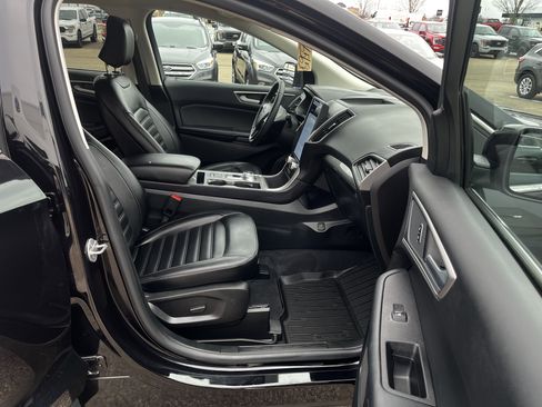 Used 2024 Ford Edge SEL w/ Convenience Package image 11