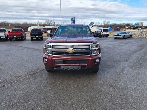 Used 2016 Chevrolet Silverado 2500 High Country image 8