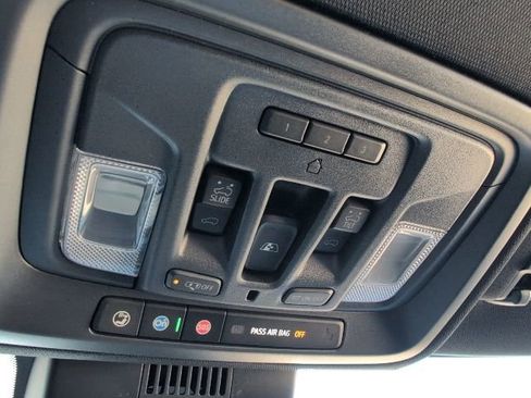 New 2026 Chevrolet Silverado 1500 ZR2 image 30