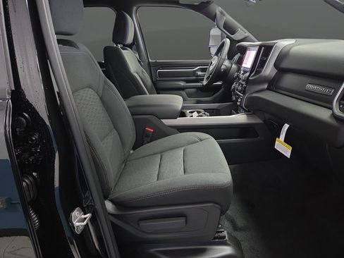 New 2026 RAM 1500 Big Horn AWD/4WD image 32