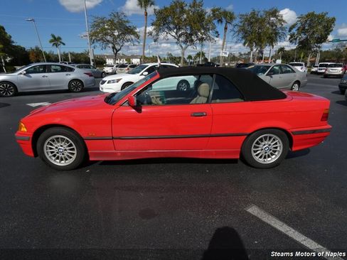 Used 1997 BMW 328i Convertible image 9