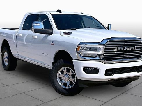 Used 2024 RAM 2500 Laramie w/ Safety Group AWD/4WD image 3