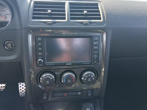 Used 2009 Dodge Challenger SRT8 w/ SRT Option Group II RWD image 19