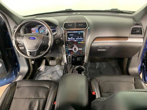 Used 2016 Ford Explorer Limited w/ Equipment Group 301A image 35