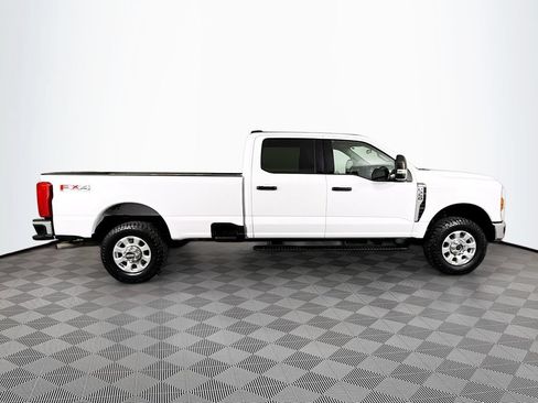 Used 2024 Ford F350 XLT w/ FX4 Off-Road Package AWD/4WD image 8