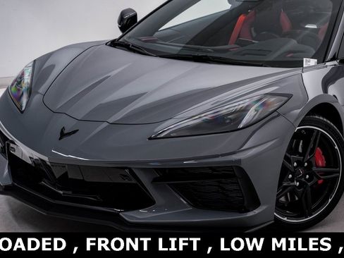 Used 2025 Chevrolet Corvette Stingray Premium Cpe w/ Z51 Performance Package image 4