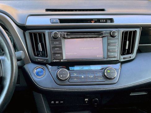 Used 2017 Toyota RAV4 XLE image 6