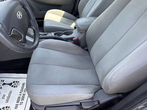 Used 2009 Hyundai Sonata GLS image 17