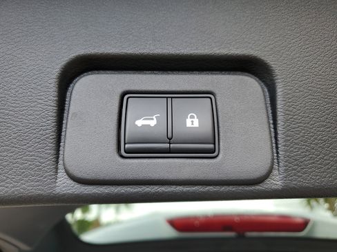 Certified 2022 Nissan Rogue SL image 16