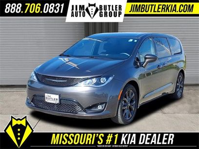 Used 2018 Chrysler Pacifica Touring Plus w/ S Appearance Package