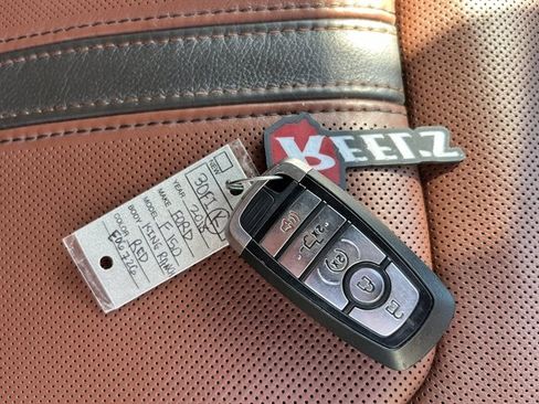 Used 2018 Ford F150 King Ranch w/ Equipment Group 601A Luxury AWD/4WD image 42