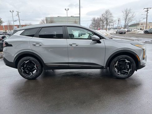 New 2026 Kia Sportage EX image 5