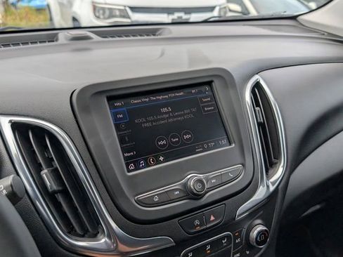 Used 2022 Chevrolet Equinox LT FWD image 21