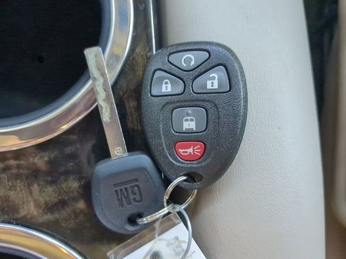 Used 2021 GMC Savana 2500 w/ Enhanced Convenience Package image 35