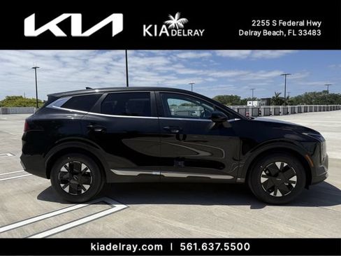 New 2026 Kia Sportage LX FWD image 2