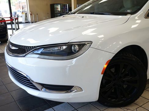 Used 2015 Chrysler 200 Limited w/ Convenience Group FWD image 20