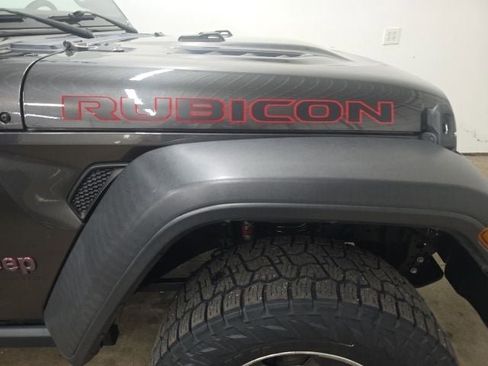 Used 2020 Jeep Gladiator Rubicon AWD/4WD image 3