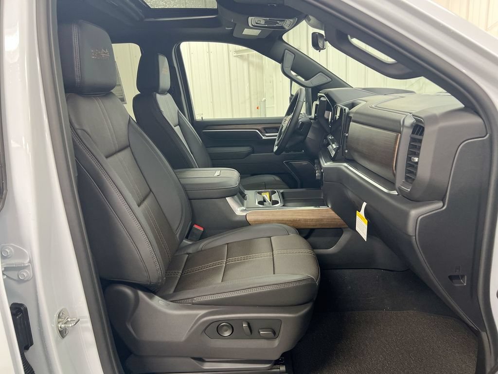 New 2026 Chevrolet Silverado 2500 High Country w/ High Country Premium Package AWD/4WD image 23