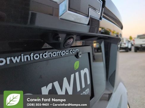 Used 2024 Chevrolet Traverse RS AWD/4WD image 32