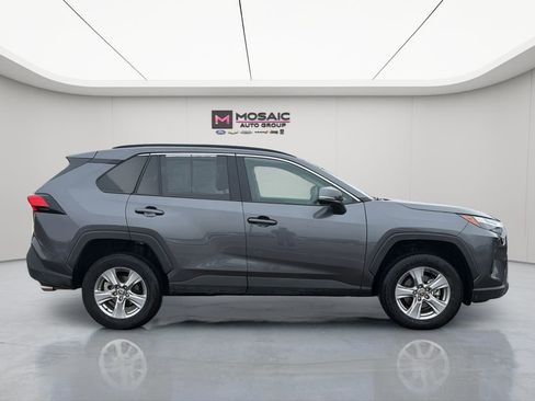 Used 2025 Toyota RAV4 XLE image 9