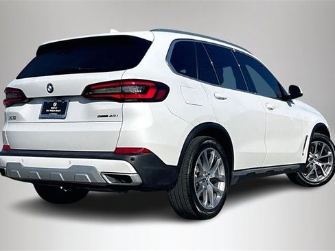 Used 2022 BMW X5 sDrive40i w/ Premium Package image 5
