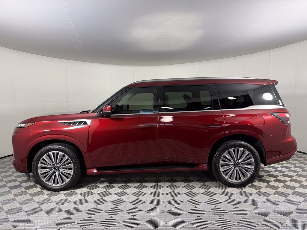 Used 2025 INFINITI QX80 Luxe RWD image 9