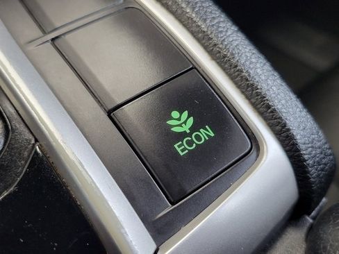 Used 2020 Honda Civic Sport image 32