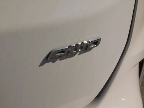 Used 2023 Ford Edge SEL AWD/4WD image 10