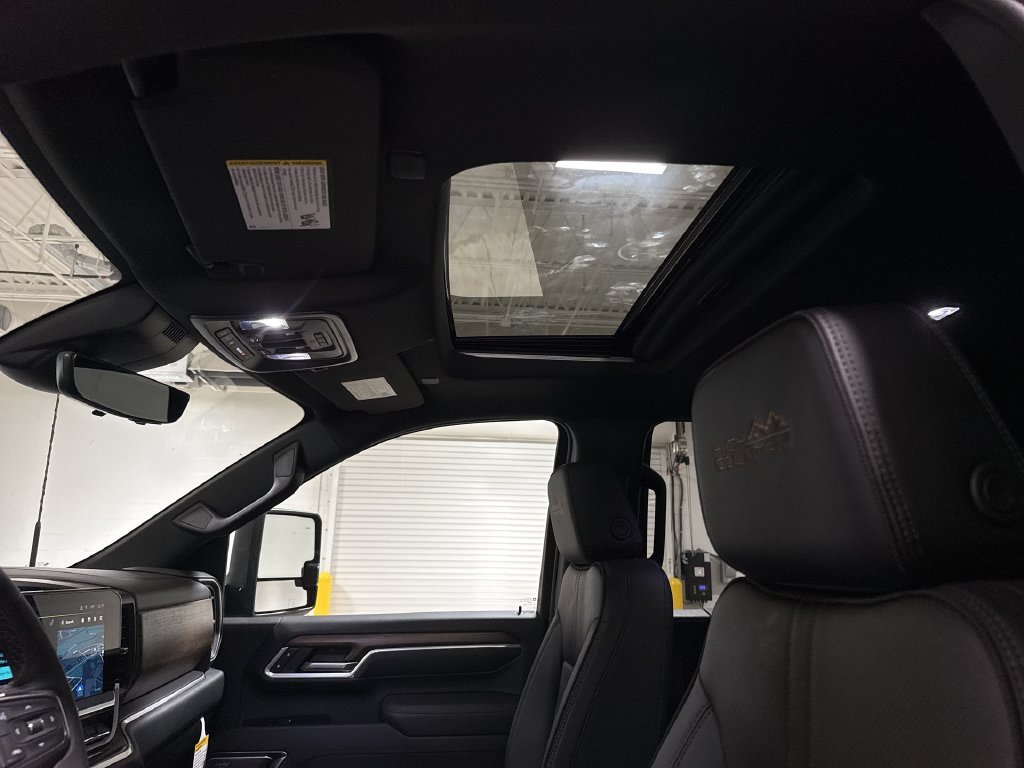 New 2026 Chevrolet Silverado 2500 High Country w/ High Country Premium Package AWD/4WD image 20