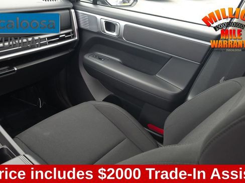 Used 2024 Hyundai Santa Fe SE FWD image 29
