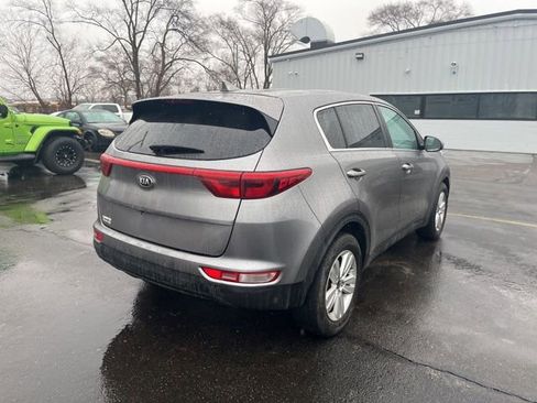 Used 2017 Kia Sportage LX image 5