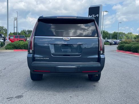 Used 2020 Cadillac Escalade Platinum AWD/4WD image 5