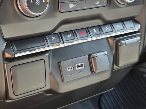 Used 2021 Chevrolet Silverado 1500 Custom RWD image 44