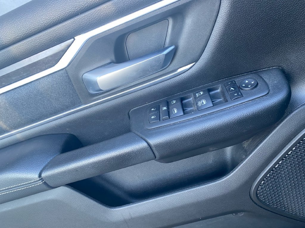 Used 2023 RAM 1500 Big Horn AWD/4WD image 10