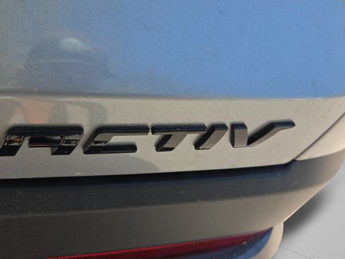 New 2026 Chevrolet Equinox ACTIV w/ LPO, Floor Liner Package FWD image 32