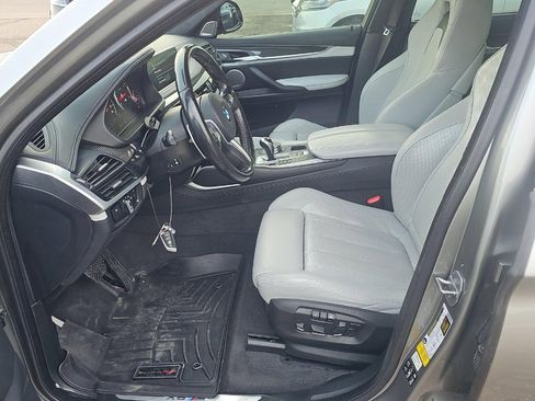 Used 2019 BMW X6 M w/ Executive Package image 4