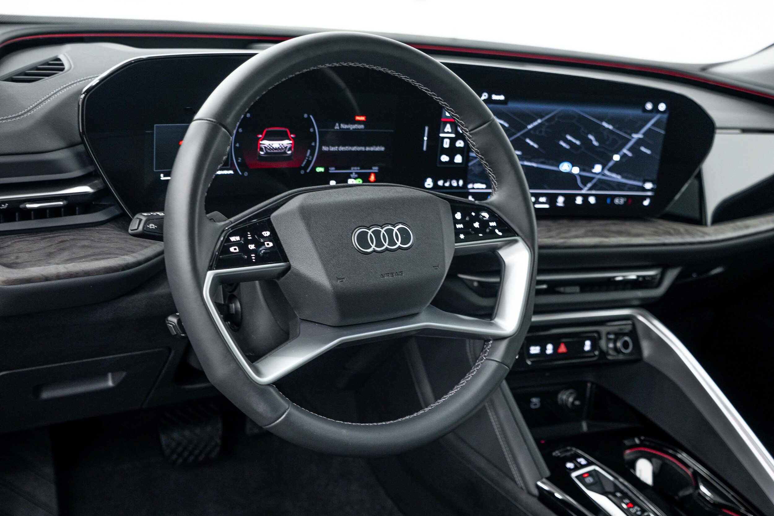 Used 2025 Audi Q5 Premium Plus AWD/4WD image 9