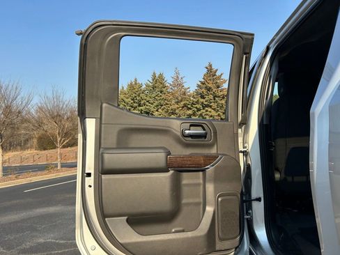 Used 2020 GMC Sierra 1500 SLE w/ SLE Value Package RWD image 51